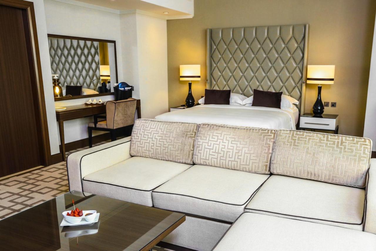 Al Maha Arjaan By Rotana Aparthotel Abu Dhabi Ngoại thất bức ảnh